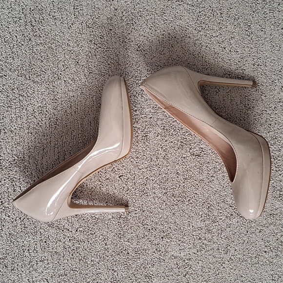 ALDO Patent Leather Pumps - Picture 5 of 16